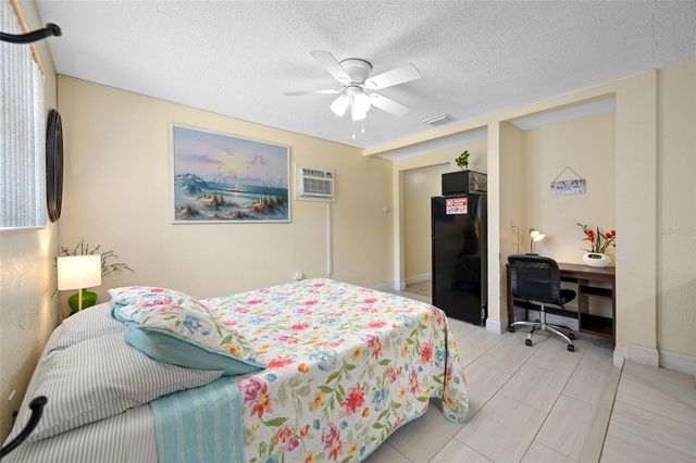 8339 DRYCREEK DRIVE, Tampa, FL 33615