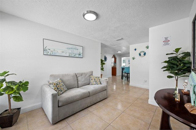 8339 DRYCREEK DRIVE, Tampa, FL 33615