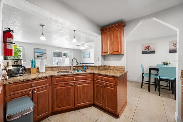 8339 DRYCREEK DRIVE, Tampa, FL 33615