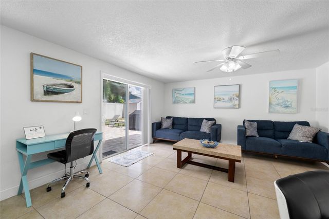 8339 DRYCREEK DRIVE, Tampa, FL 33615