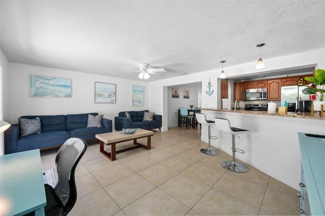 8339 DRYCREEK DRIVE, Tampa, FL 33615