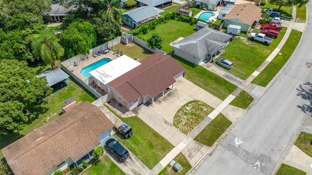 8339 DRYCREEK DRIVE, Tampa, FL 33615