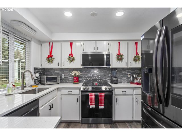 301 Ne 109TH St, Vancouver, WA 98685