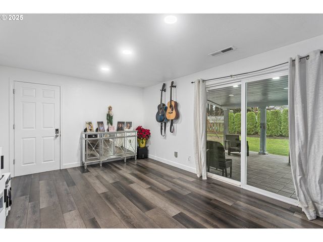 301 Ne 109TH St, Vancouver, WA 98685