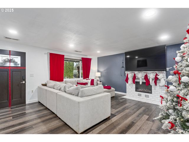 301 Ne 109TH St, Vancouver, WA 98685