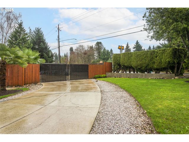 301 Ne 109TH St, Vancouver, WA 98685