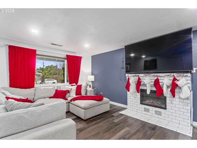 301 Ne 109TH St, Vancouver, WA 98685