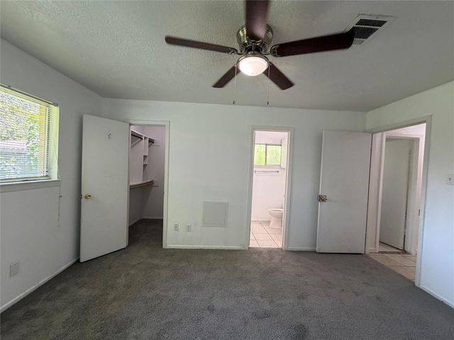 9911 Cardinal Street, La Porte, TX 77571