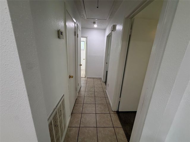 9911 Cardinal Street, La Porte, TX 77571
