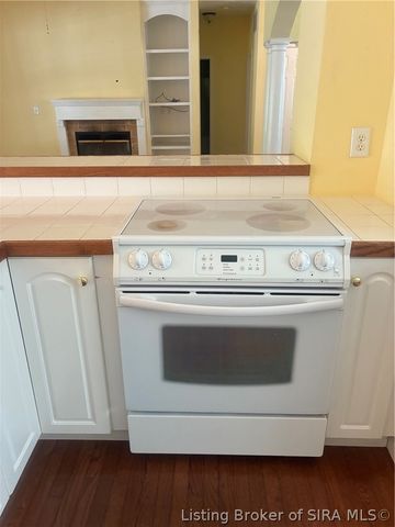 7108 Salem Noble Road, Charlestown, IN 47111