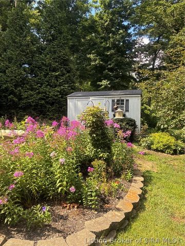 7108 Salem Noble Road, Charlestown, IN 47111