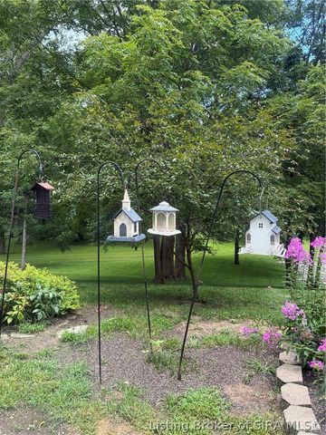 7108 Salem Noble Road, Charlestown, IN 47111