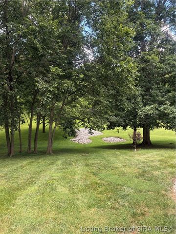 7108 Salem Noble Road, Charlestown, IN 47111