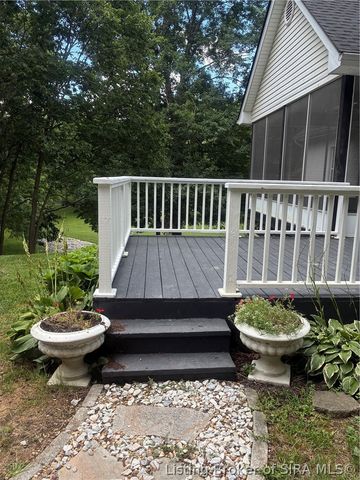 7108 Salem Noble Road, Charlestown, IN 47111