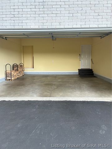 7108 Salem Noble Road, Charlestown, IN 47111