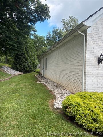 7108 Salem Noble Road, Charlestown, IN 47111