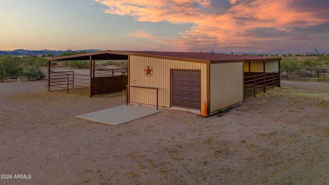 51921 N 461 Avenue, Wickenburg, AZ 85390