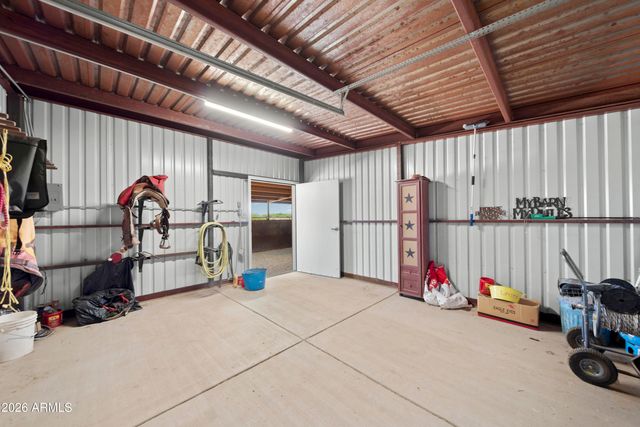 51921 N 461 Avenue, Wickenburg, AZ 85390