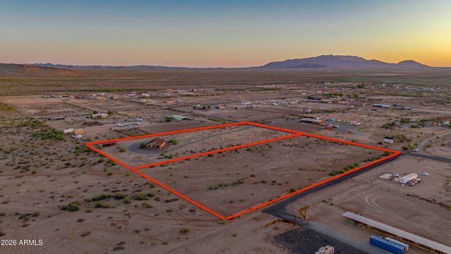 51921 N 461 Avenue, Wickenburg, AZ 85390
