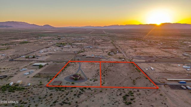 51921 N 461 Avenue, Wickenburg, AZ 85390