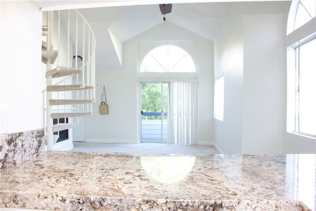 26808 Claudette Street 330, Canyon Country, CA 91351