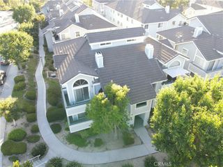 26808 Claudette Street 330, Canyon Country, CA 91351