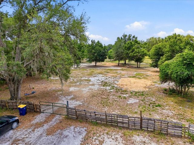 27137 MILLER ROAD, Dade City, FL 33525
