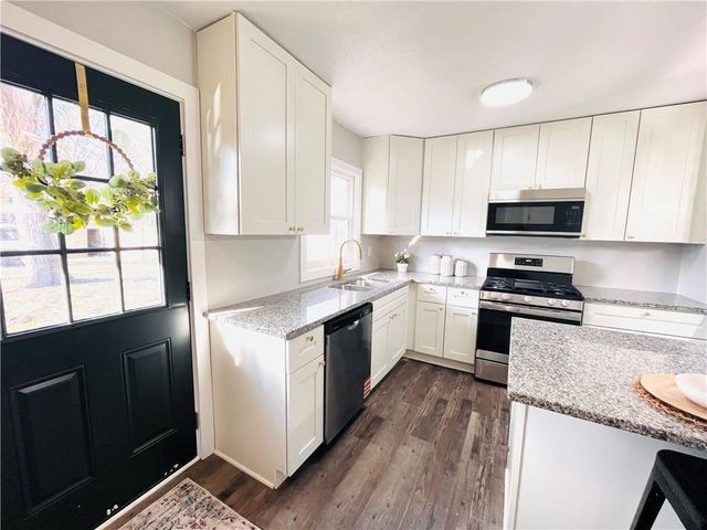 1506 N 61st Terrace, Kansas City, KS 66102