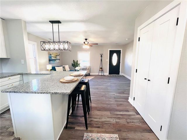 1506 N 61st Terrace, Kansas City, KS 66102