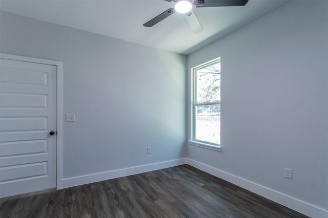 120 Red Bird Lane, Mabank, TX 75156