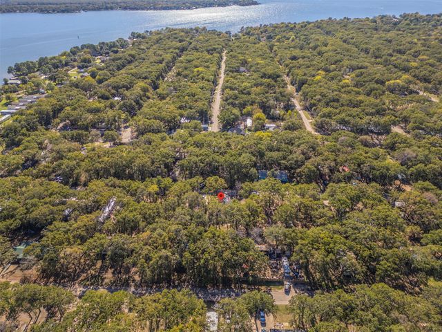 120 Red Bird Lane, Mabank, TX 75156