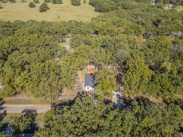 120 Red Bird Lane, Mabank, TX 75156