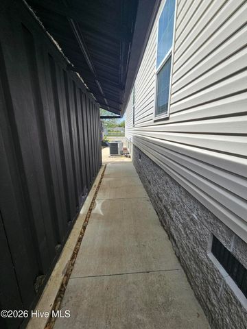 217 Dorcas Drive, Newport, NC 28570