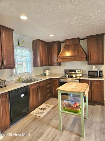 217 Dorcas Drive, Newport, NC 28570