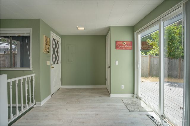 7217 20th Avenue SE, Lacey, WA 98503