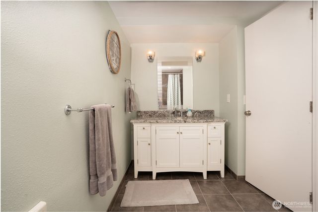 7217 20th Avenue SE, Lacey, WA 98503