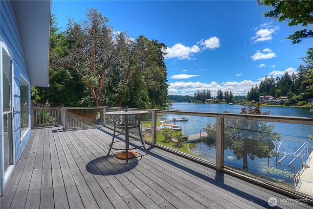 7217 20th Avenue SE, Lacey, WA 98503