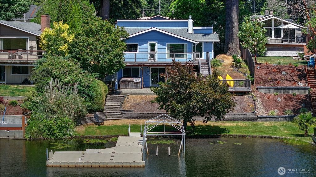 7217 20th Avenue SE, Lacey, WA 98503