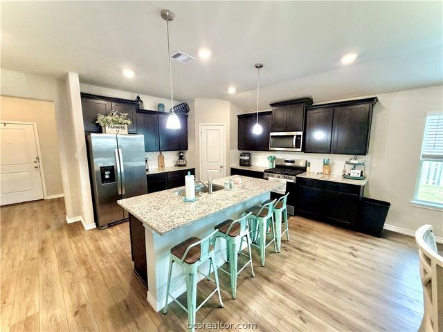 6218 Raleigh Drive, College Station, TX 77845