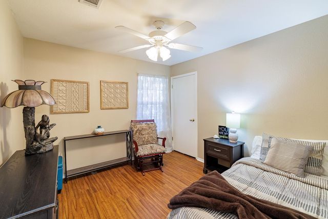 102 Whitewing WAY, Georgetown, TX 78633
