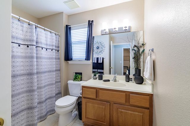 102 Whitewing WAY, Georgetown, TX 78633