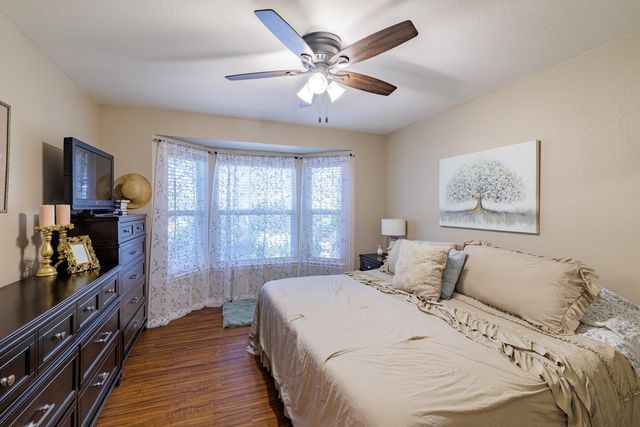 102 Whitewing WAY, Georgetown, TX 78633