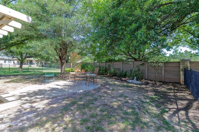 102 Whitewing WAY, Georgetown, TX 78633