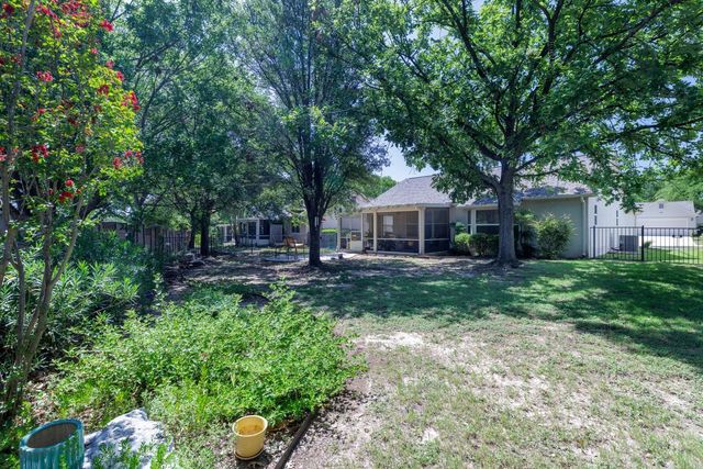 102 Whitewing WAY, Georgetown, TX 78633