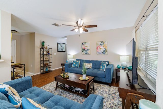 102 Whitewing WAY, Georgetown, TX 78633