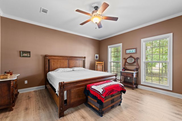 82 Northlake Circle, Conway, AR 72032