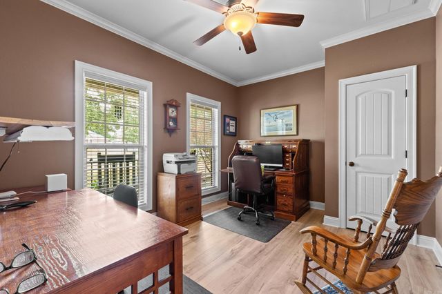 82 Northlake Circle, Conway, AR 72032