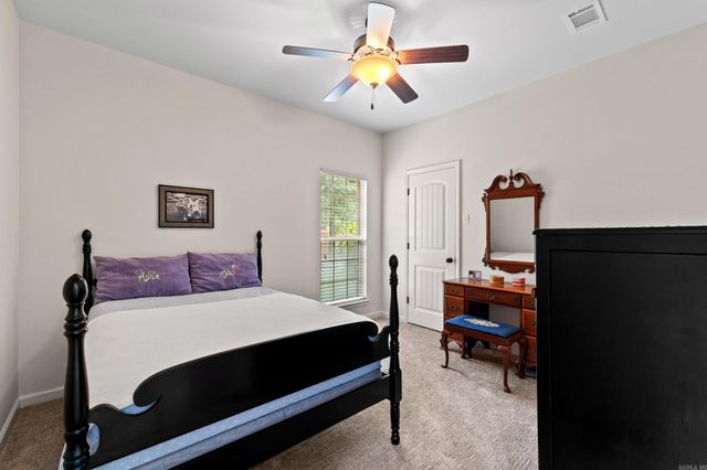82 Northlake Circle, Conway, AR 72032