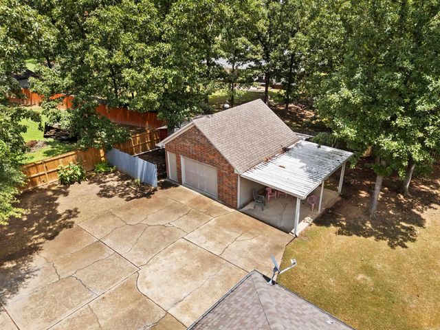 82 Northlake Circle, Conway, AR 72032