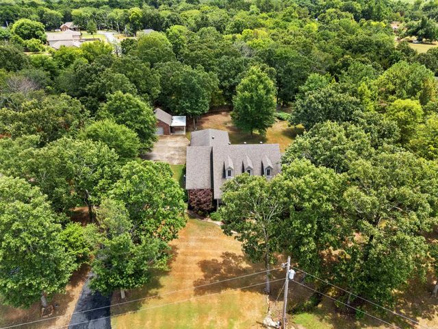 82 Northlake Circle, Conway, AR 72032